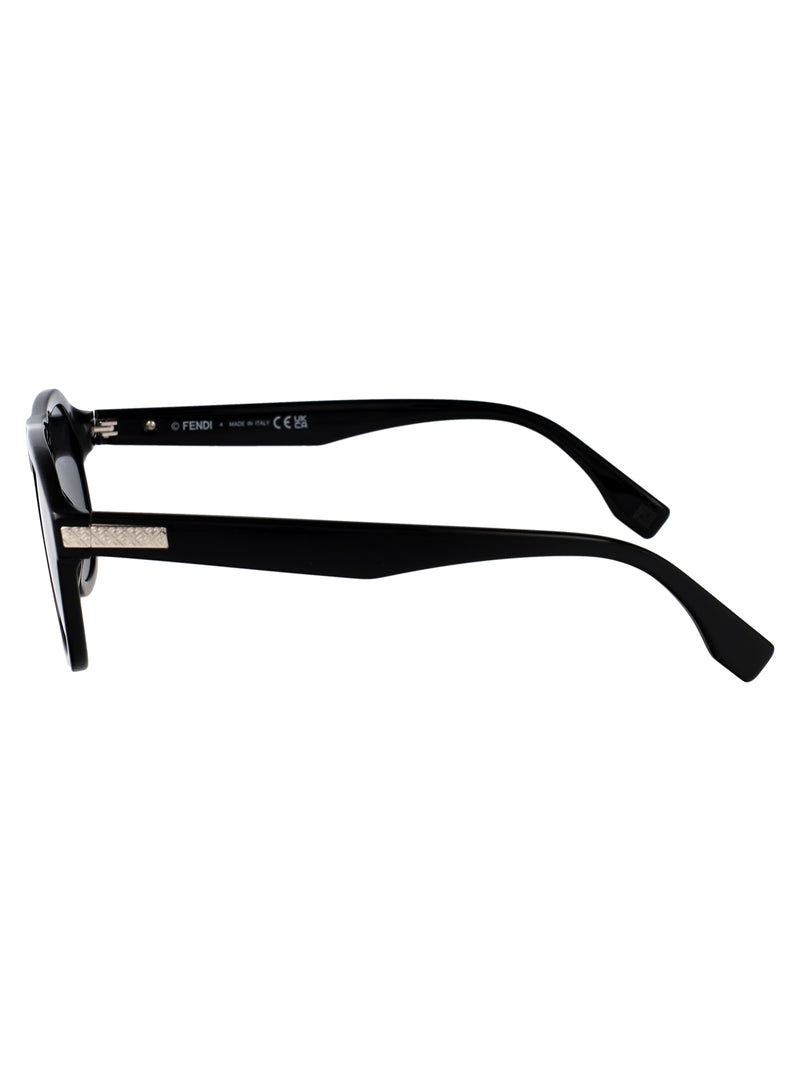 FENDI WAY FE40143I