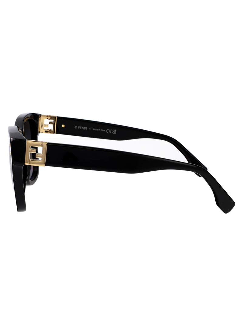 FENDI FOLD FE40235I